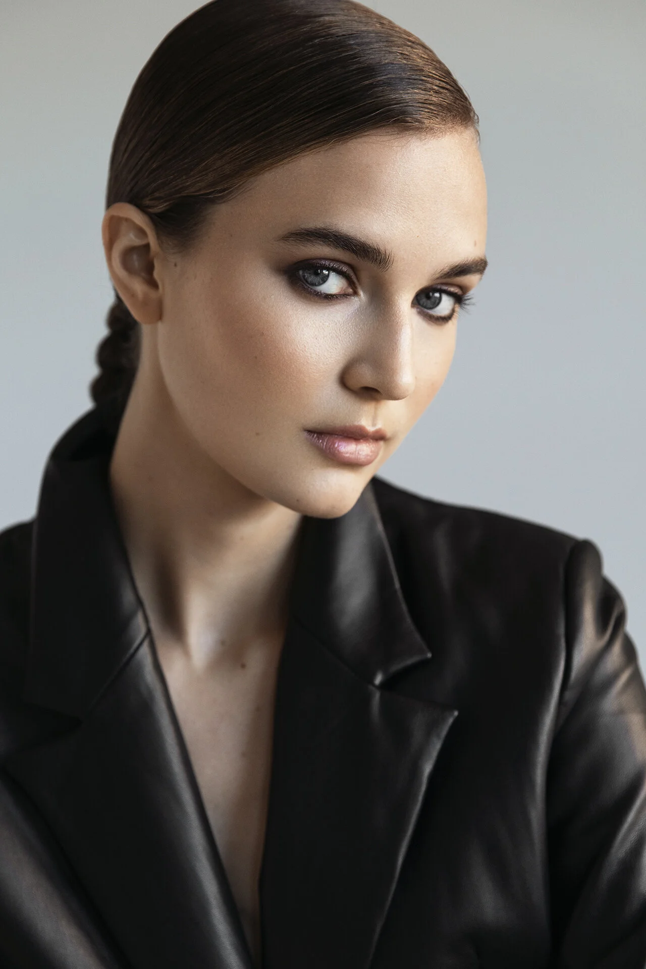 Mia — HER MODEL MANAGEMENT